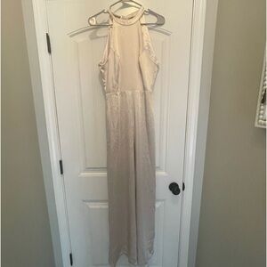 Gorgeous LuLus champagne colored pantsuit. No back. NWOT